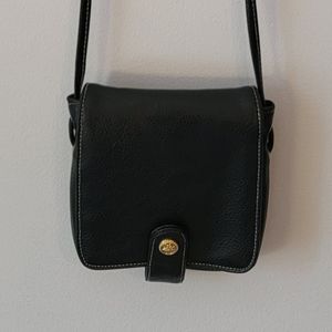 Hato Hasi black Leather Crossbody Bag
